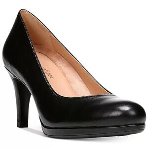 Naturalizer Black Leather Pumps Size 8.5 New